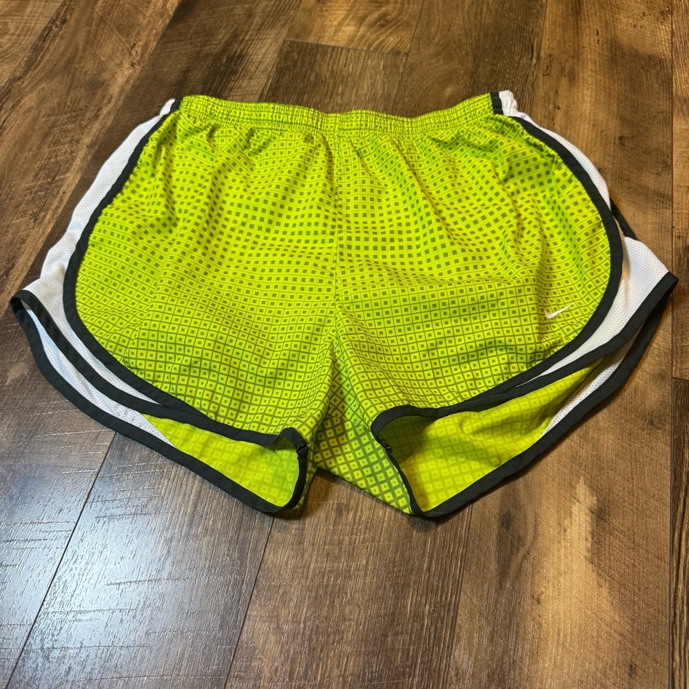 Nike Shorts Dri-Fit Running Shorts Women's Large Neon Green Activewear Swoosh